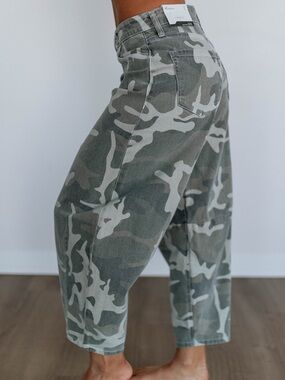 KanCan Camo Barrel Jeans